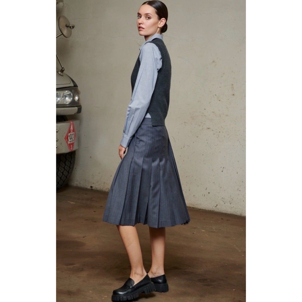 WE-AR4 Asymmetric Pleated Skirt S Gray Virgin Wool Blue Pinstripes USA NEW - Picture 3 of 11